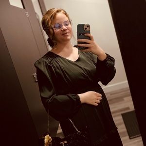 Meet your Posher, Kenlee